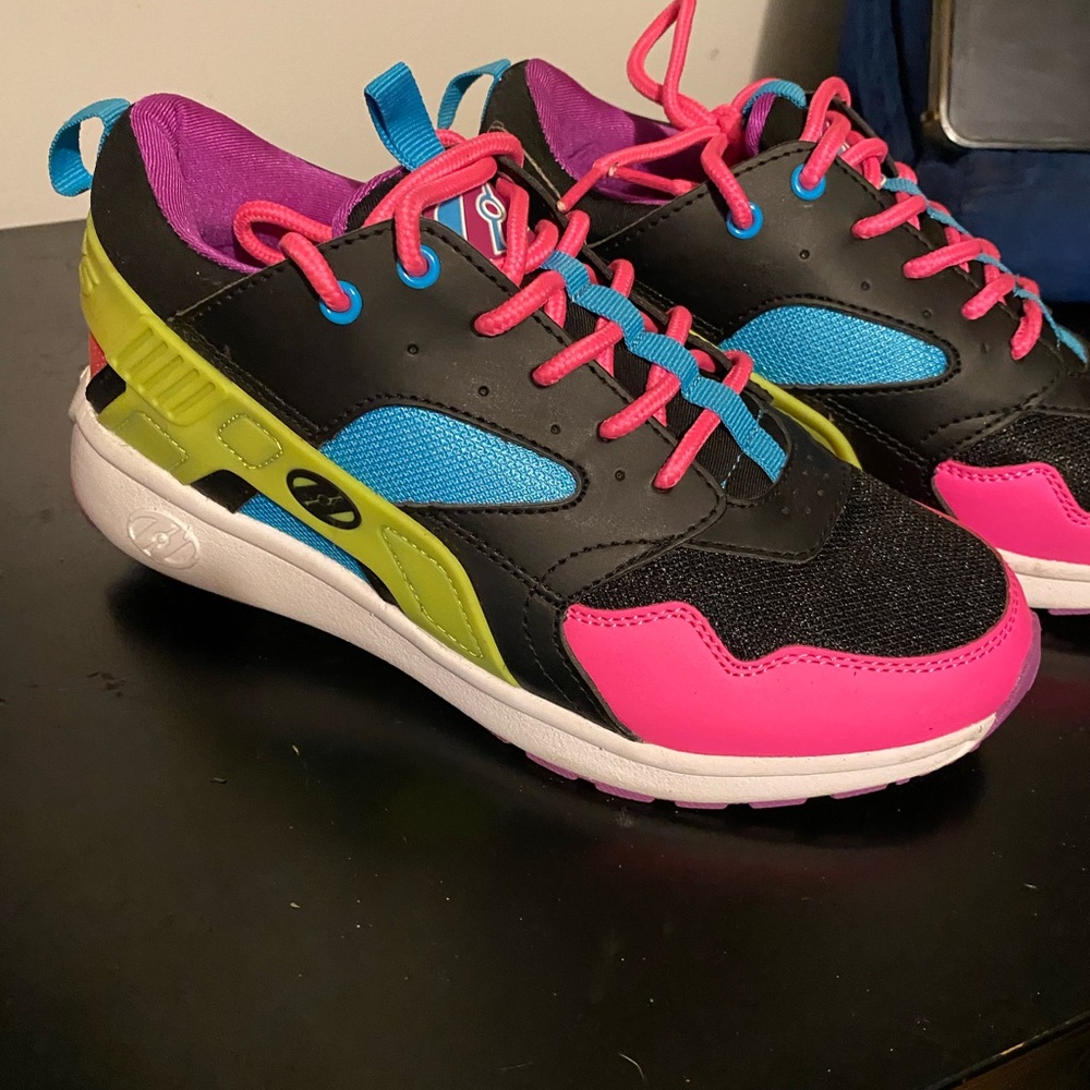 Vibrant Heelys women 7 youth 6